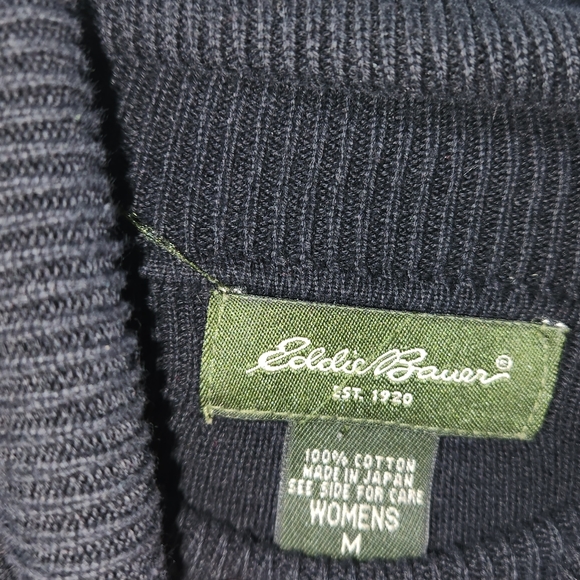 Eddie Bauer Women's Top - Picture 2 of 3
